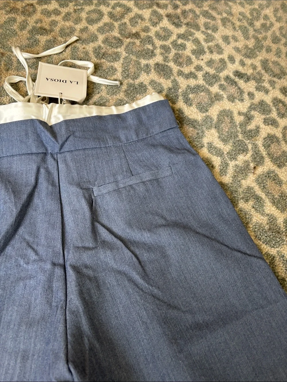 N/A comfortable wide